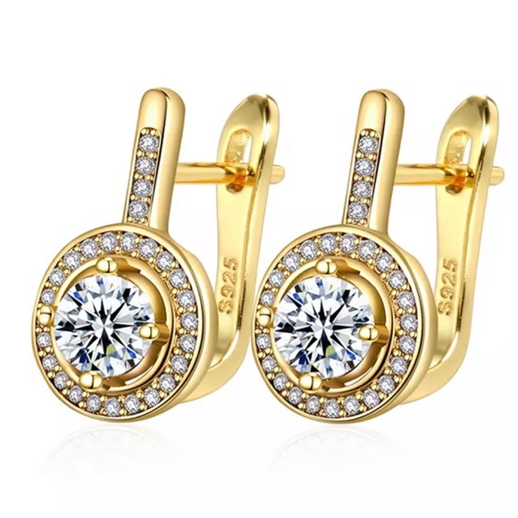 Jewelry - NEW 925 STERLING SILVER DIAMOND STUD EARRINGS, WONDERFUL EARRINGS, WOW EARRINGS